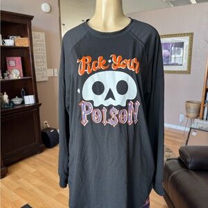 Lularoe black ‘pick your poison’ long sleeve oversized tunic top-size M